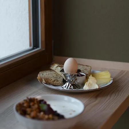 Appartamento Karls - Design Mit Alpenblick & Tagesbar Im Herzen Von Mittenwald