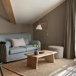Karls - Design Mit Alpenblick & Tagesbar Im Herzen Von Mittenwald
