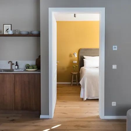 Karls - Design Mit Alpenblick & Tagesbar Im Herzen Von Apartament