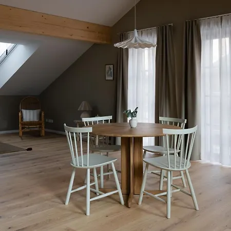 Karls - Design Mit Alpenblick & Tagesbar Im Herzen Von Appartement