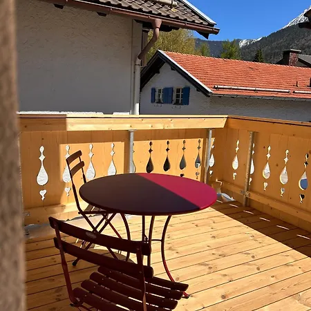 Karls - Design Mit Alpenblick & Tagesbar Im Herzen Von Appartement