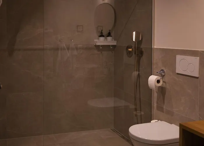 Karls - Design Mit Alpenblick & Tagesbar Im Herzen Von *