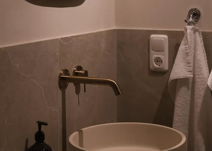 Karls - Design Mit Alpenblick & Tagesbar Im Herzen Von *